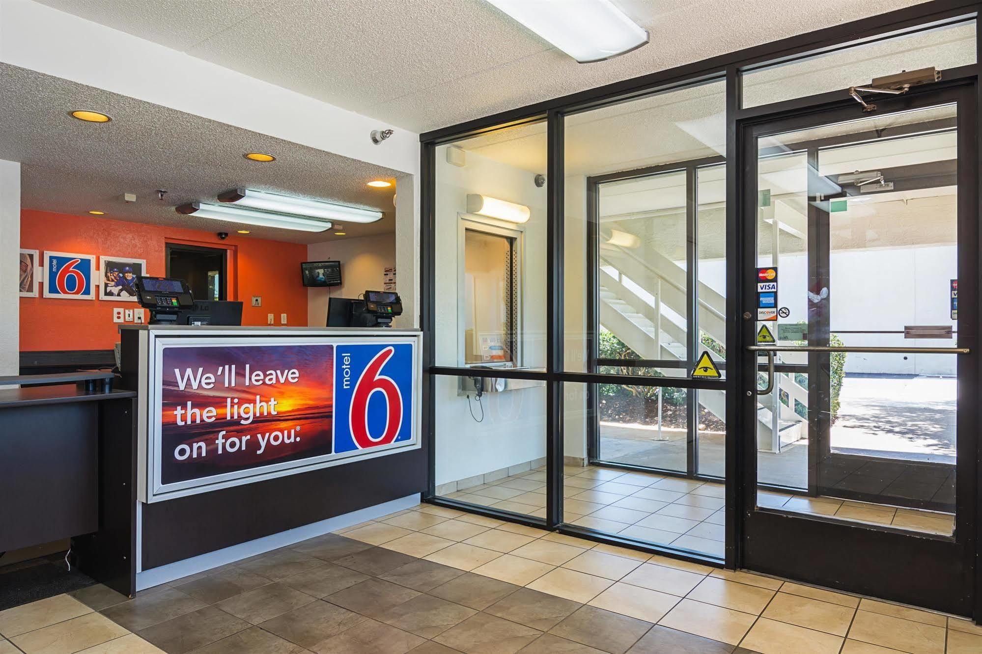 Motel 6-Tucker, Ga - Atlanta Northeast מראה חיצוני תמונה